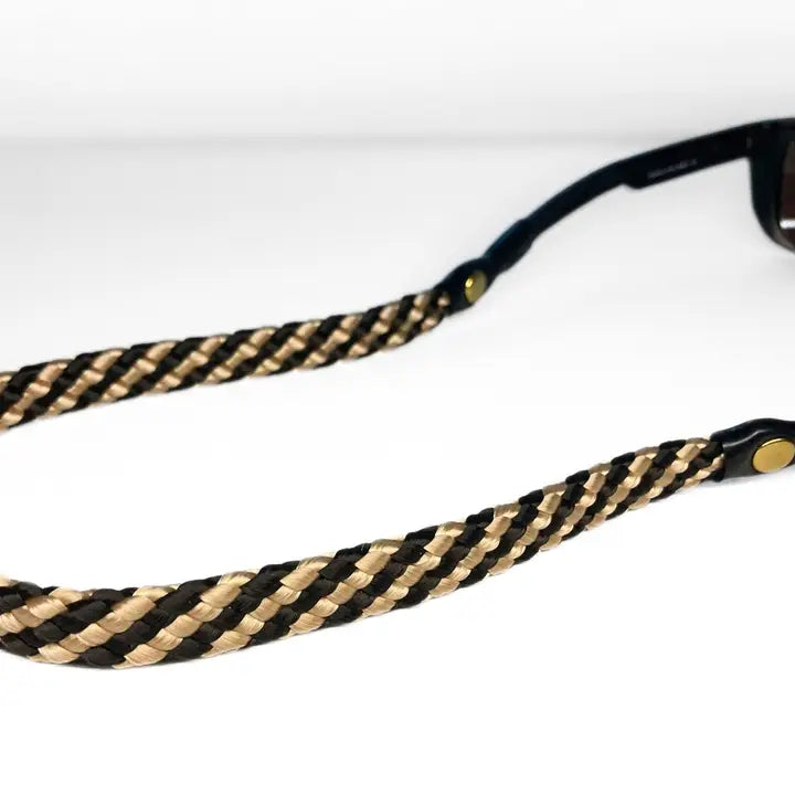 Tailin’ Ties Stern Lines