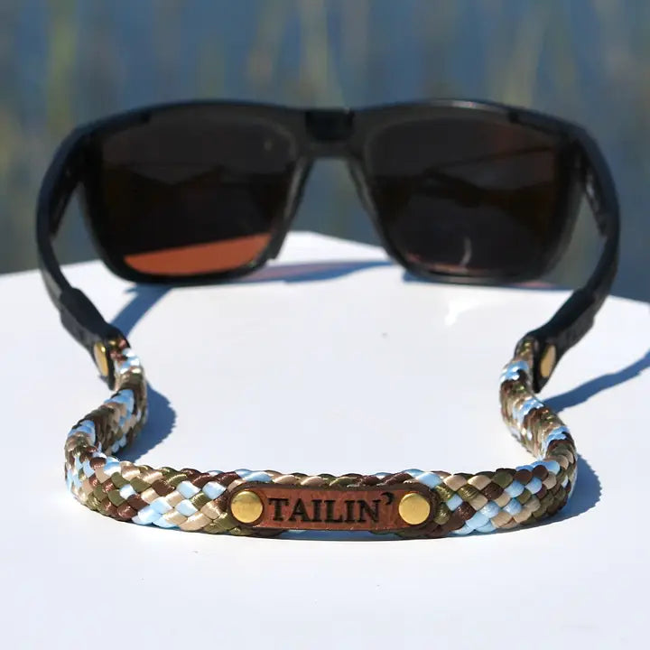 Tailin’ Ties Stern Lines